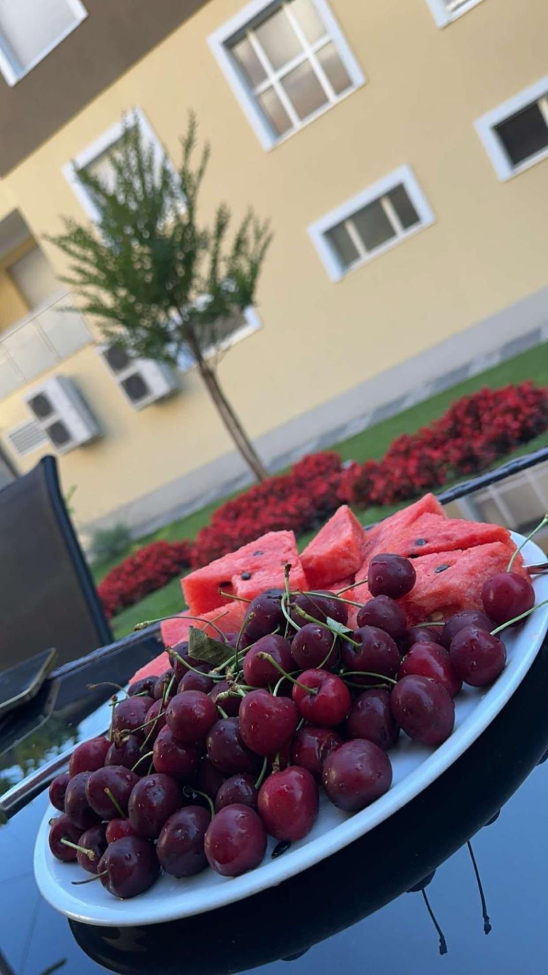 Hotel Oaza Кониц Экстерьер фото